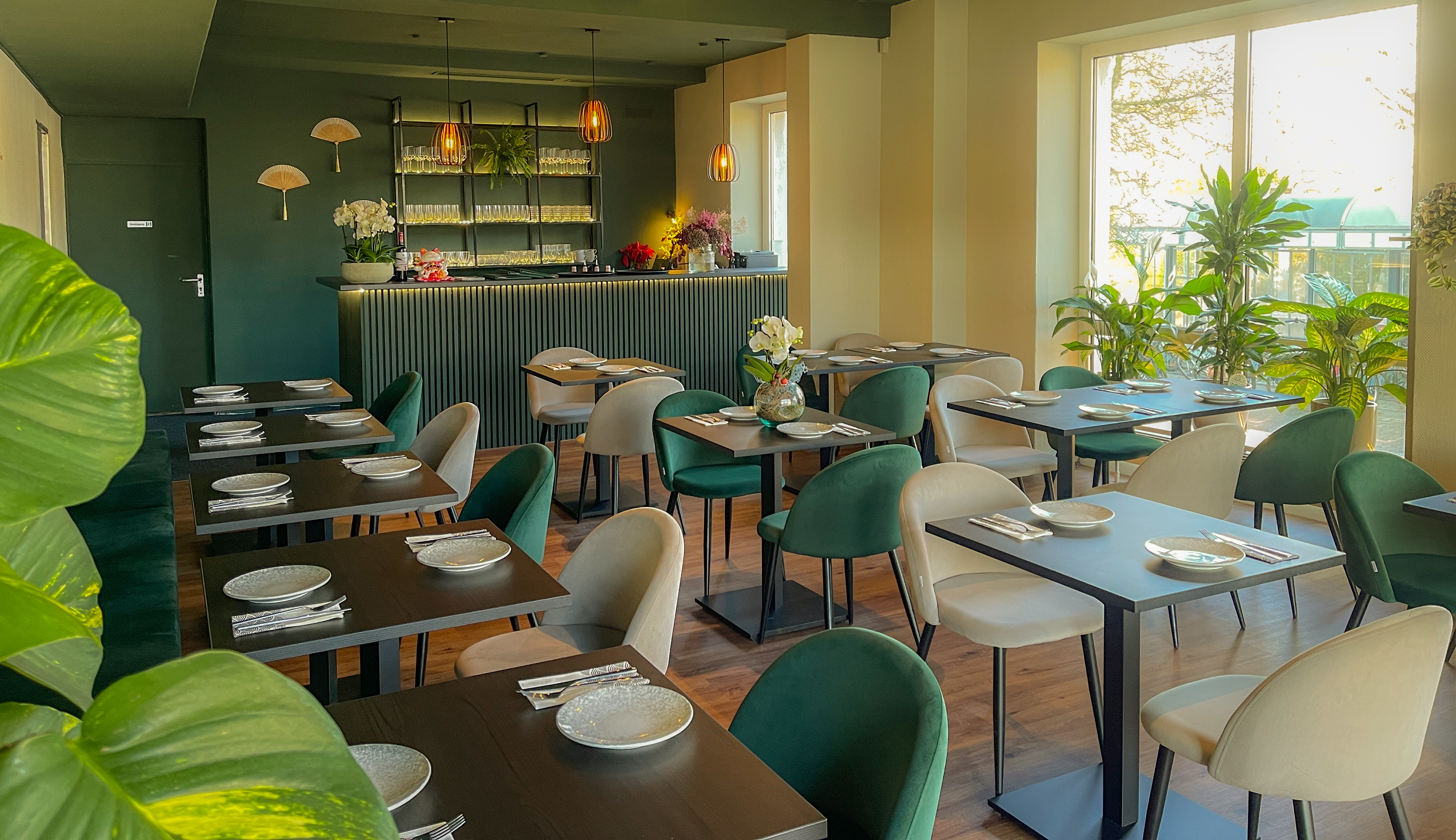 An Di Restaurant Interior